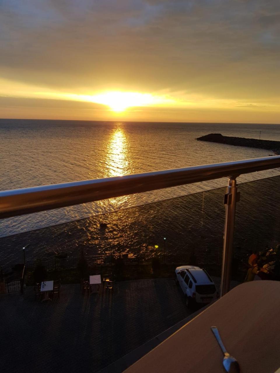 Trabzon Seaside Lägenhet Exteriör bild